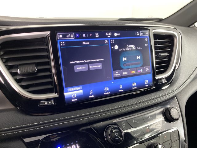 New 2026 Chrysler Pacifica Select FWD image 26