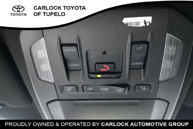 Used 2024 Toyota Highlander XSE FWD image 41