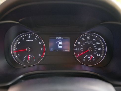 Used 2019 Kia Forte LXS image 16