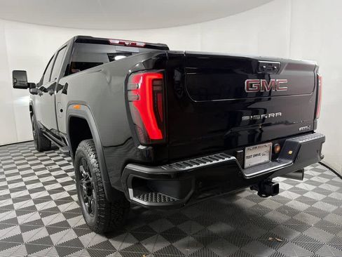 New 2026 GMC Sierra 2500 AT4 w/ AT4 Premium Plus Package image 4