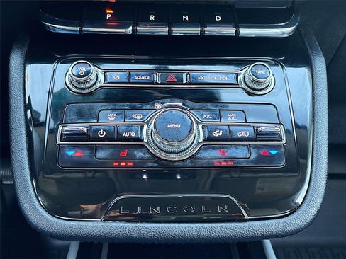 Used 2021 Lincoln Corsair Standard w/ Towing Package I image 19