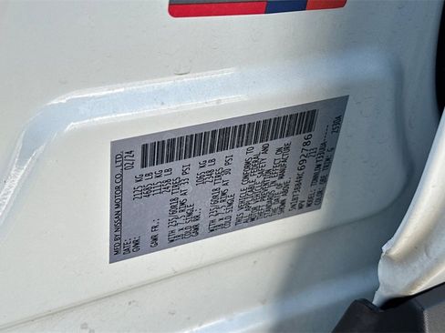 Used 2024 Nissan Rogue SV image 35