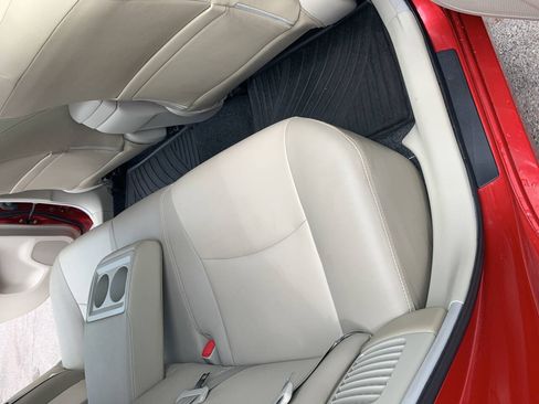 Used 2012 Toyota Prius Four w/ Deluxe Solar Roof Pkg FWD image 19