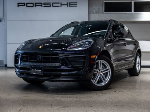 Certified 2023 Porsche Macan AWD/4WD image 1