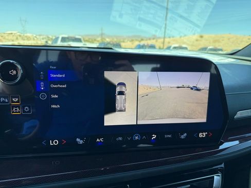 New 2026 Chevrolet Traverse Z71 w/ Enhanced Driving Package image 28