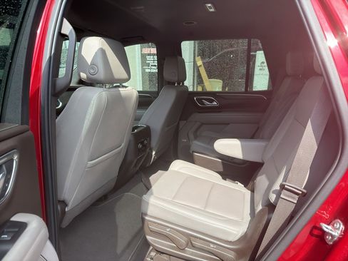 Used 2021 Chevrolet Tahoe Z71 AWD/4WD image 8
