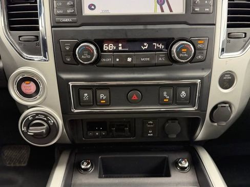 Used 2018 Nissan Titan PRO-4X w/ Pro-4x Convenience Package image 33