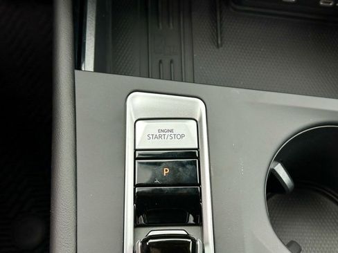 New 2026 Volkswagen Atlas SE image 26