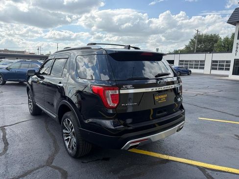 Used 2016 Ford Explorer Platinum AWD/4WD image 4