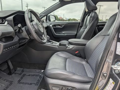 Used 2023 Toyota RAV4 XSE AWD/4WD image 25