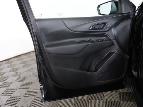 Used 2019 Chevrolet Equinox LT w/ LPO, Cargo Package FWD image 21
