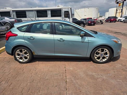 Used 2012 Ford Focus SEL image 2