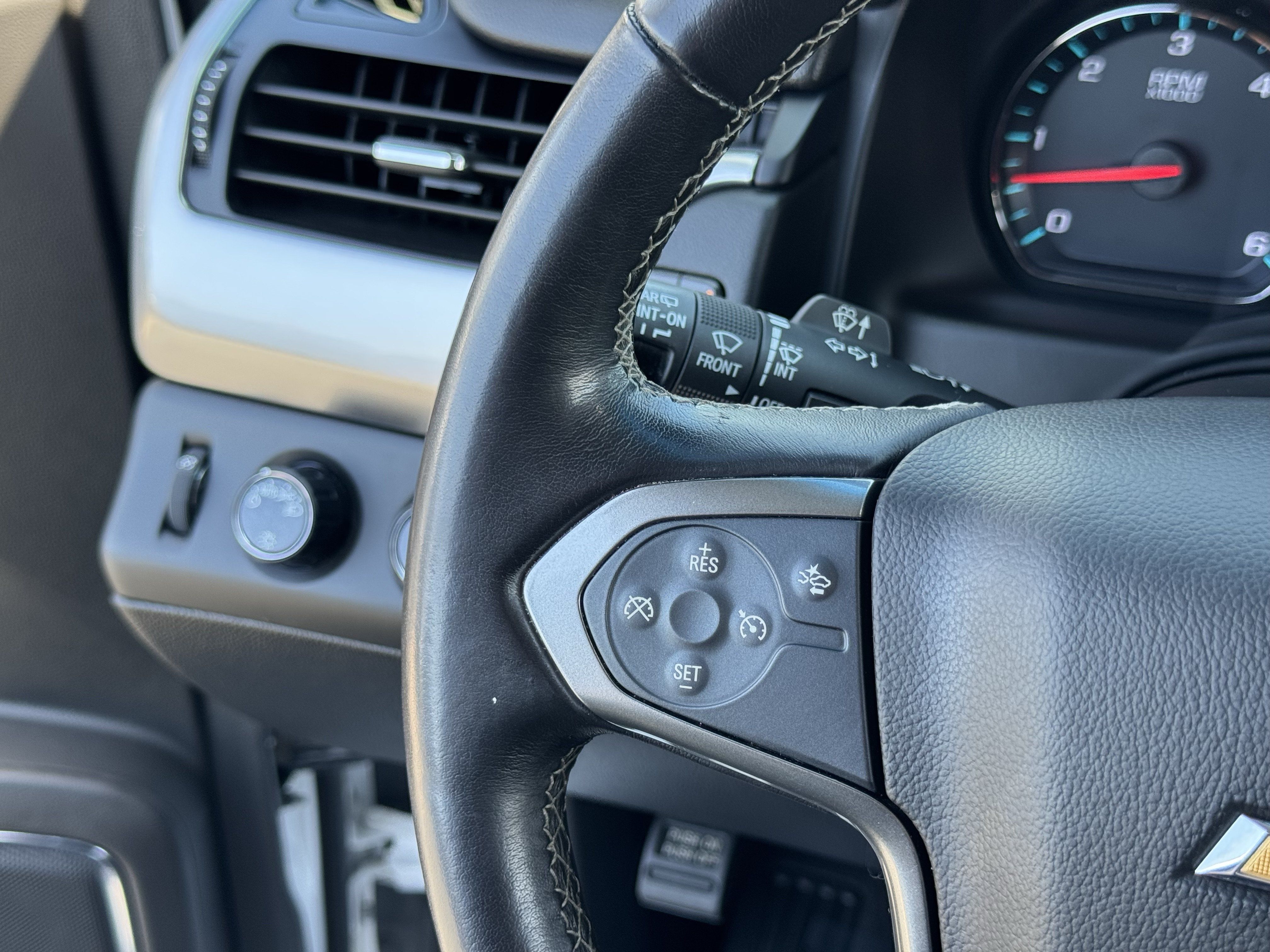 Used 2020 Chevrolet Tahoe LT AWD/4WD image 19