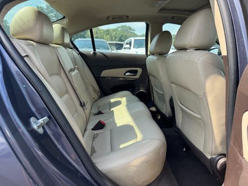 Used 2014 Chevrolet Cruze LT w/ Sun, Sound and Sport Package FWD image 17