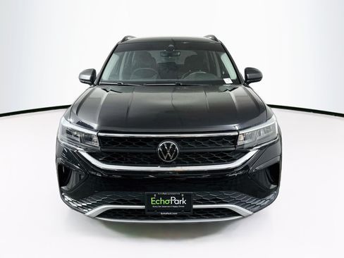 Used 2024 Volkswagen Taos S FWD image 2