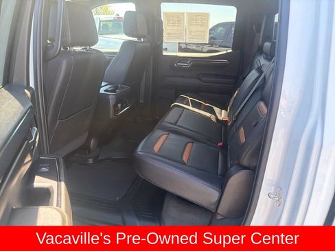 Used 2024 GMC Sierra 1500 AT4 w/ Technology Package AWD/4WD image 22