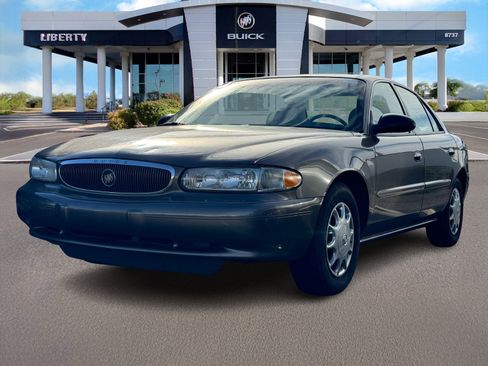 Used 2004 Buick Century Custom image 4