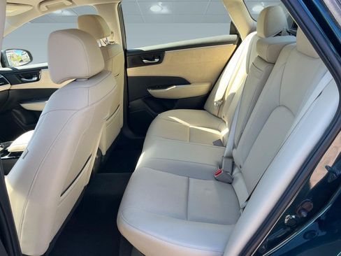 Used 2019 Honda Clarity Touring image 9