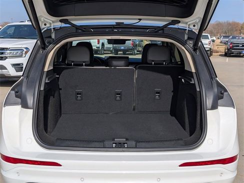 Used 2024 Lincoln Corsair Grand Touring w/ Equipment Group 301A image 8