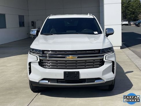 Used 2023 Chevrolet Suburban Premier image 3