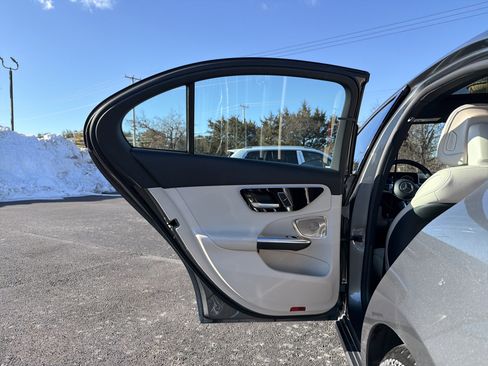 Used 2022 Mercedes-Benz C 300 4MATIC Sedan w/ Exclusive Trim Package image 27