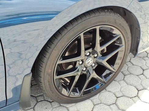 Used 2025 Honda Civic Sport image 20