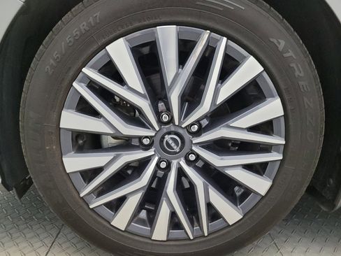 Used 2023 Nissan Altima 2.5 SV w/ SV Premium Package FWD image 31