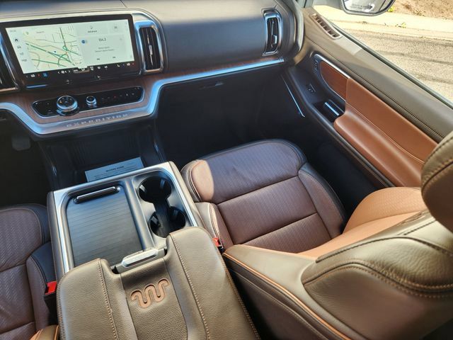 Used 2025 Ford Expedition King Ranch AWD/4WD image 14