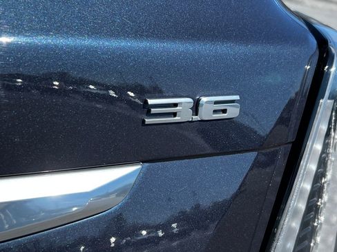 Used 2019 Cadillac XT5 Premium Luxury w/ Driver Assist Package image 16