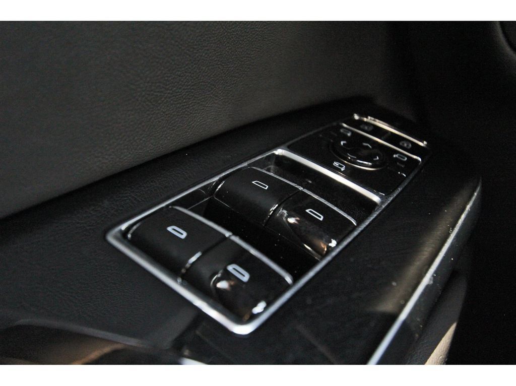 New 2027 Cadillac Escalade ESV Luxury RWD image 16