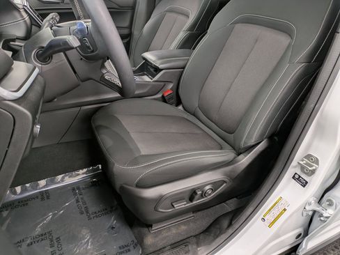 Used 2024 Jeep Grand Cherokee Laredo X image 10