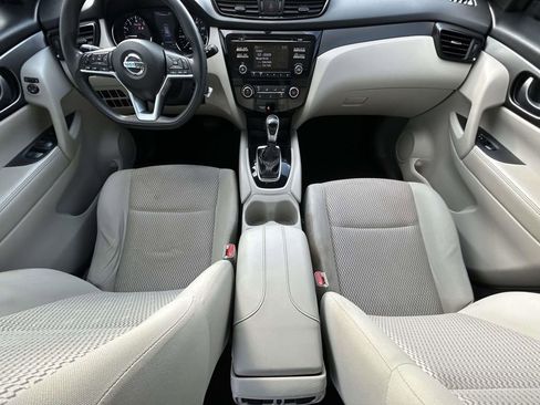 Used 2017 Nissan Rogue Sport S w/ S Appearance Package image 12