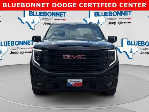 Used 2026 GMC Sierra 1500 Elevation w/ Elevation Premium Package AWD/4WD image 2