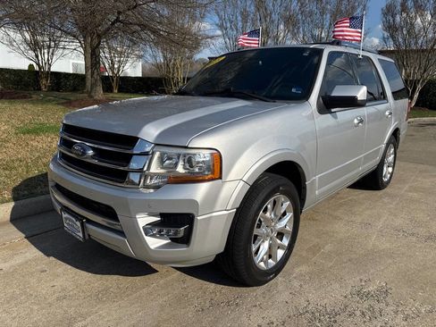 Used 2015 Ford Expedition Limited w/ Equipment Group 301A image 4