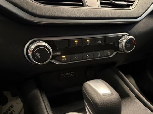 Used 2019 Nissan Altima 2.5 S FWD image 14