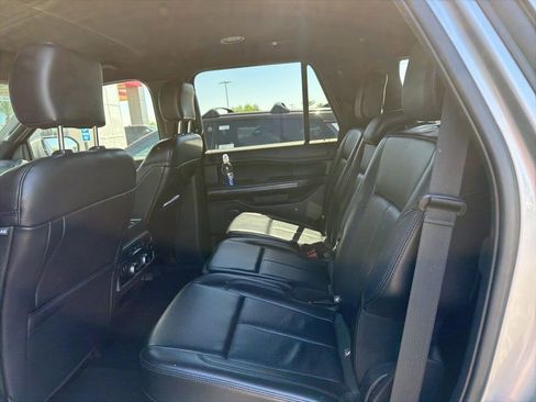 Used 2020 Ford Expedition XLT w/ Equipment Group 202A image 13