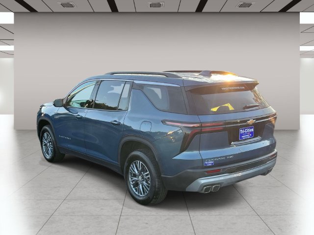 Used 2025 Chevrolet Traverse LT AWD/4WD image 6