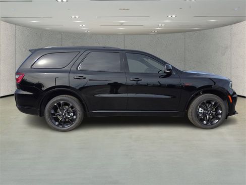 New 2026 Dodge Durango GT image 3