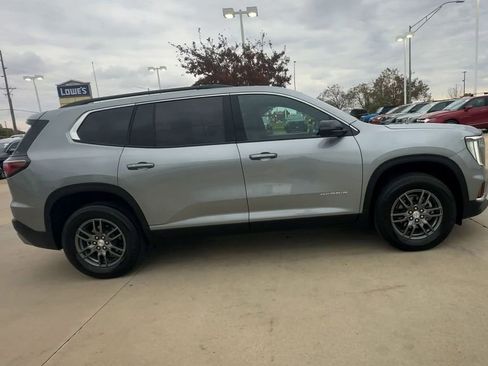 Certified 2025 GMC Acadia Elevation image 9