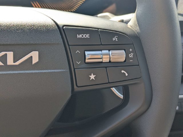New 2027 Kia K4 FWD image 24