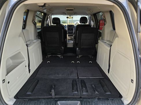 Used 2015 Dodge Grand Caravan SE w/ Quick Order Package 29E SE image 23