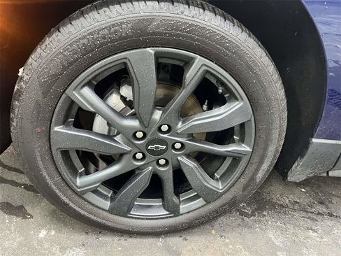 Used 2023 Chevrolet Equinox RS image 8