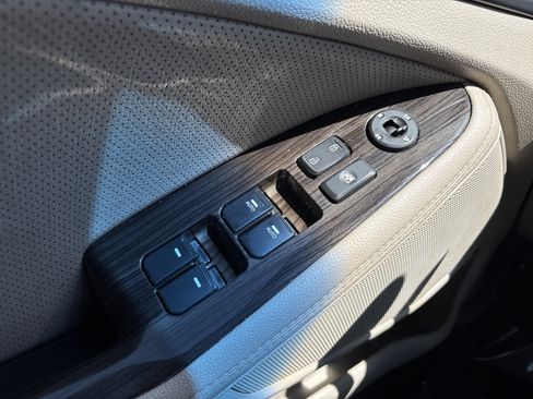 Used 2015 Kia Optima EX FWD image 30