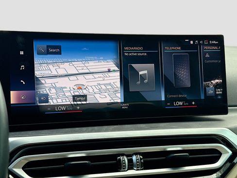 Used 2024 BMW 330i Sedan w/ M Sport Package RWD image 31