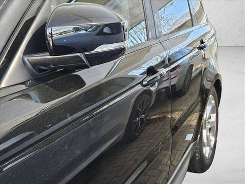 Used 2020 Land Rover Range Rover Sport SE image 15