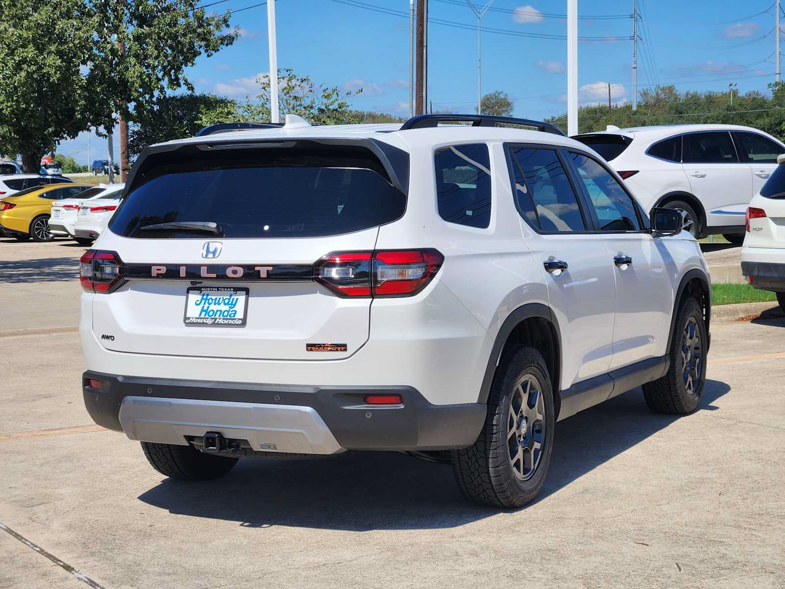 New 2026 Honda Pilot TrailSport image 4