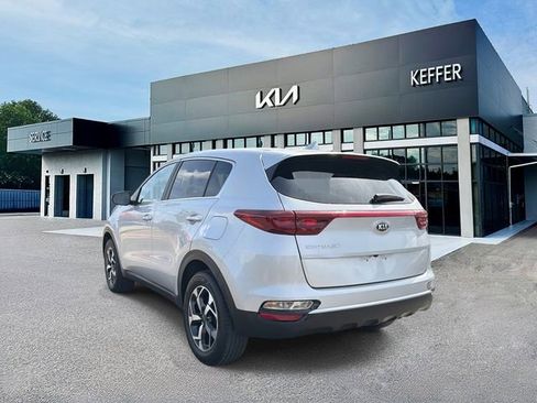 Used 2022 Kia Sportage LX image 6