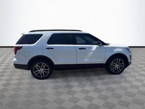 Used 2017 Ford Explorer Sport AWD/4WD image 8