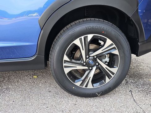 Certified 2025 Subaru Crosstrek 2.0i Premium image 38