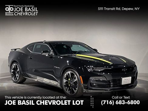 Used 2023 Chevrolet Camaro SS RWD image 1